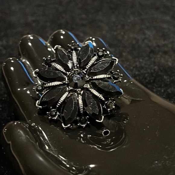 Vintage Jewelry - Blackjet fun fashion ring OSFM